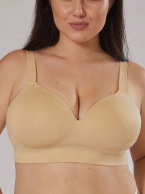Body & Bra Supportive Comfort Bra Sz 2XL Beige